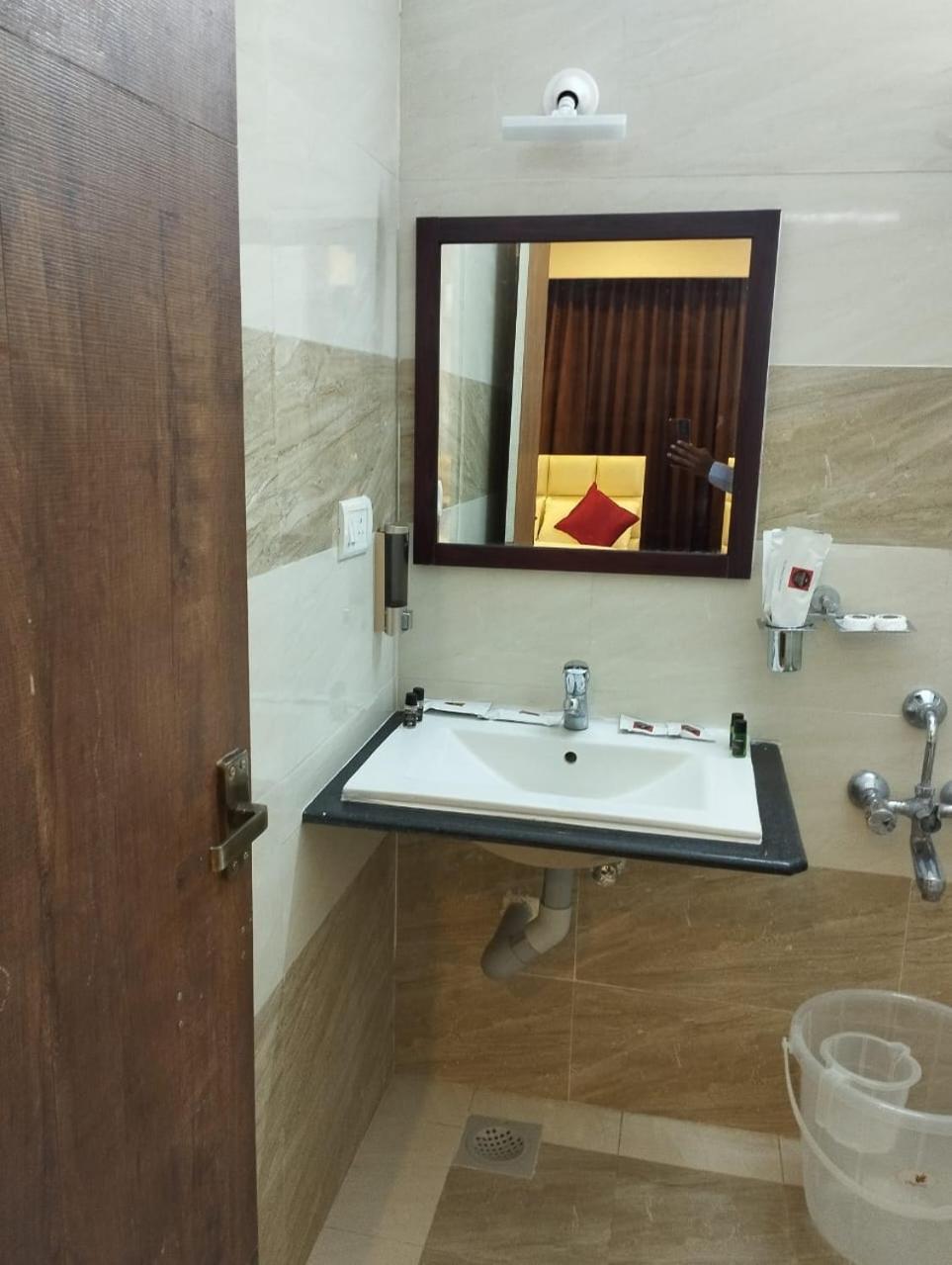 Annai Residency Hotel Vellore Ngoại thất bức ảnh
