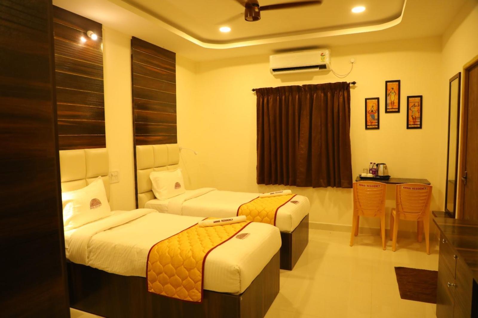 Annai Residency Hotel Vellore Ngoại thất bức ảnh